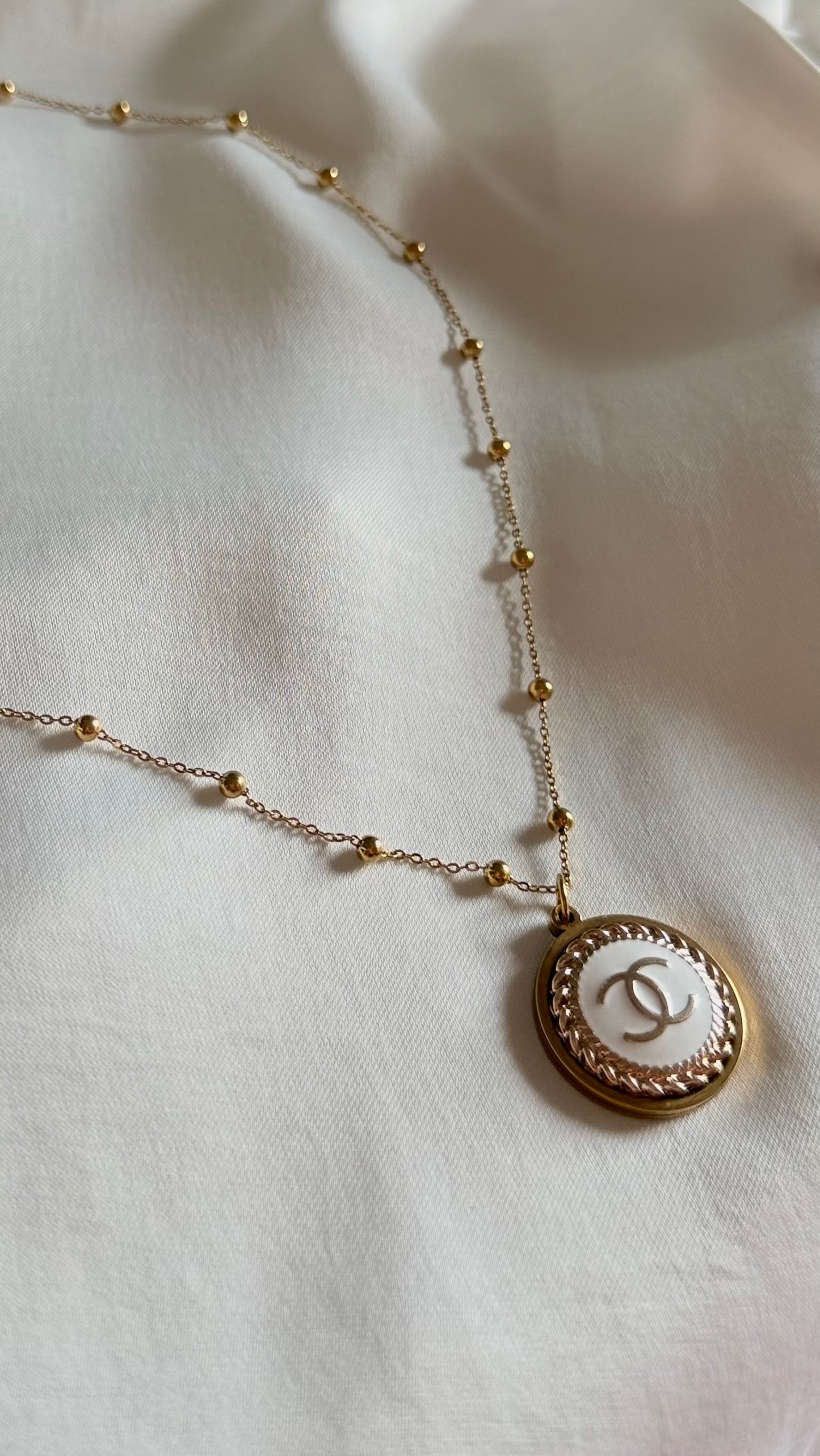 Collier BLANCHE