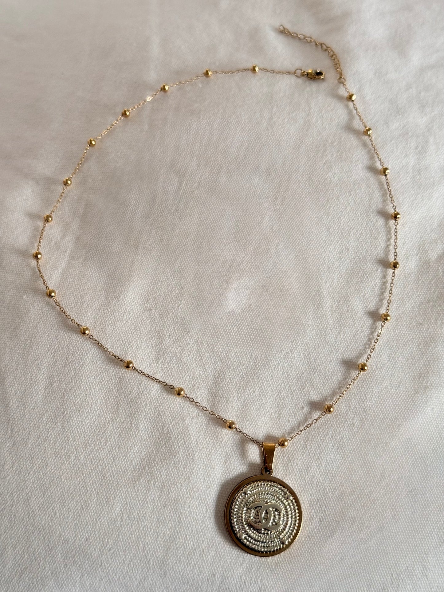 Collier NAÏA